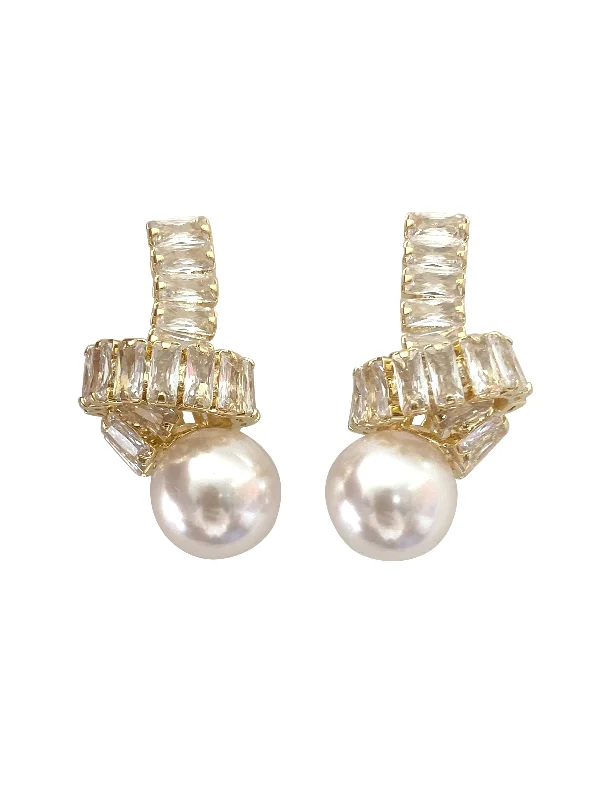 Gold Clip-On Earrings-Pearl Twist Earring