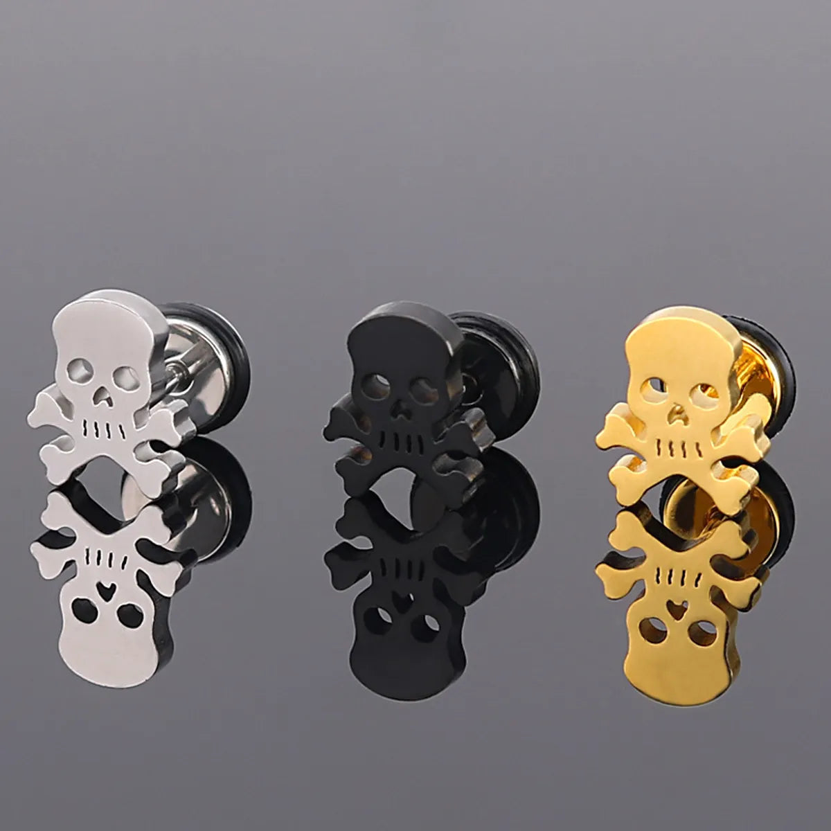 Women’s Titanium Ring-1 Piece Punk Simple Style Skull Plating Metal Ear Studs