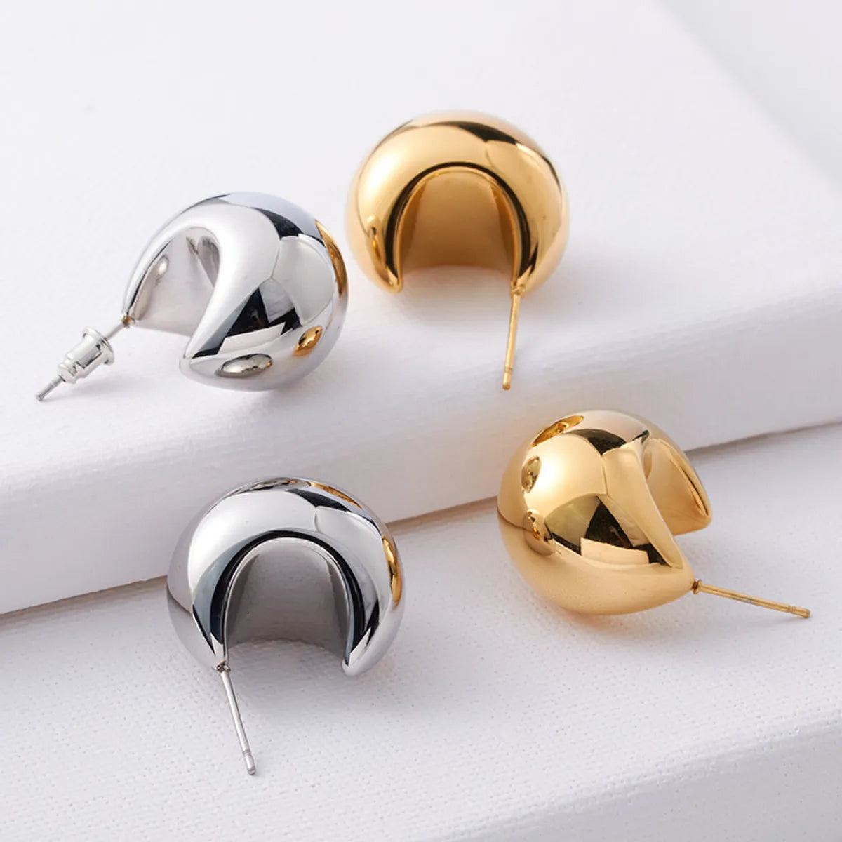 Classic Gold Wedding Ring-1 Pair Simple Style Solid Color Plating Titanium Steel Gold Plated Ear Studs