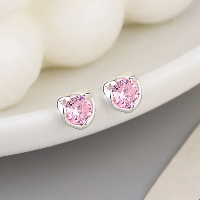 E2166 Girl Heart Powder Stone Stud Earrings