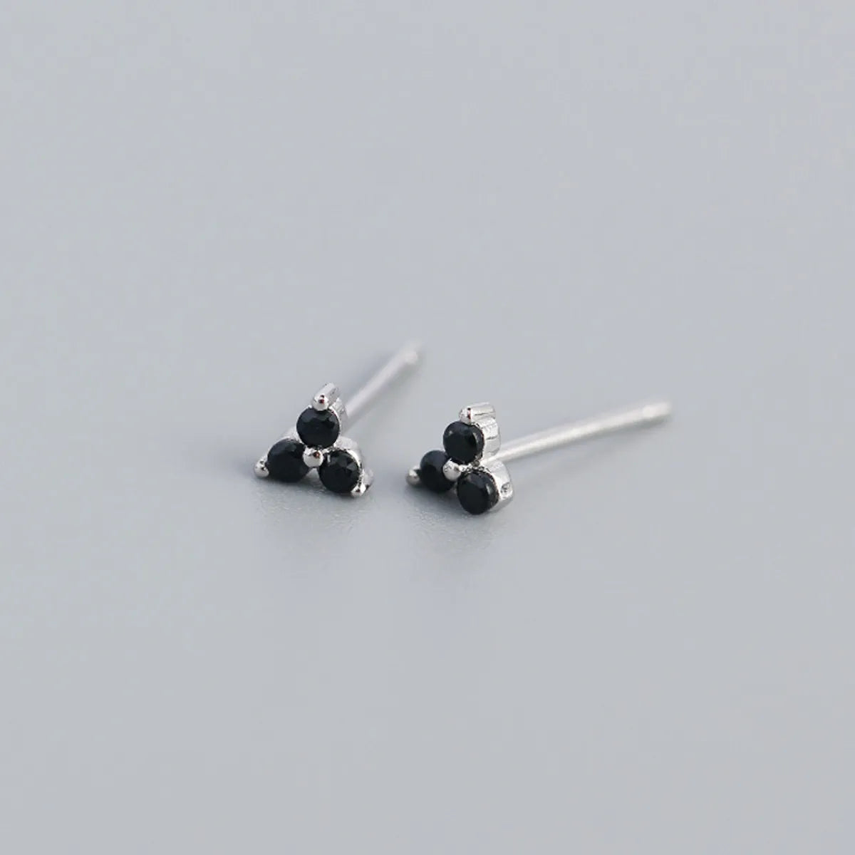 White Gold Color (Black Diamond)